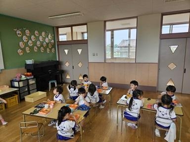給食の時間です。