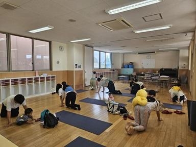 カリメロヨガ